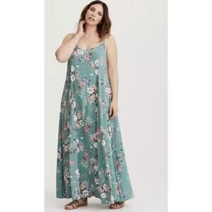 Torrid Floral Challis Trapeze Maxi Dress Size 00 Plus size